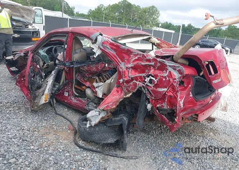 2005 Mazda Mazda6 I Base z USA, uszkodzony, nr VIN 1YVFP80C255M32138